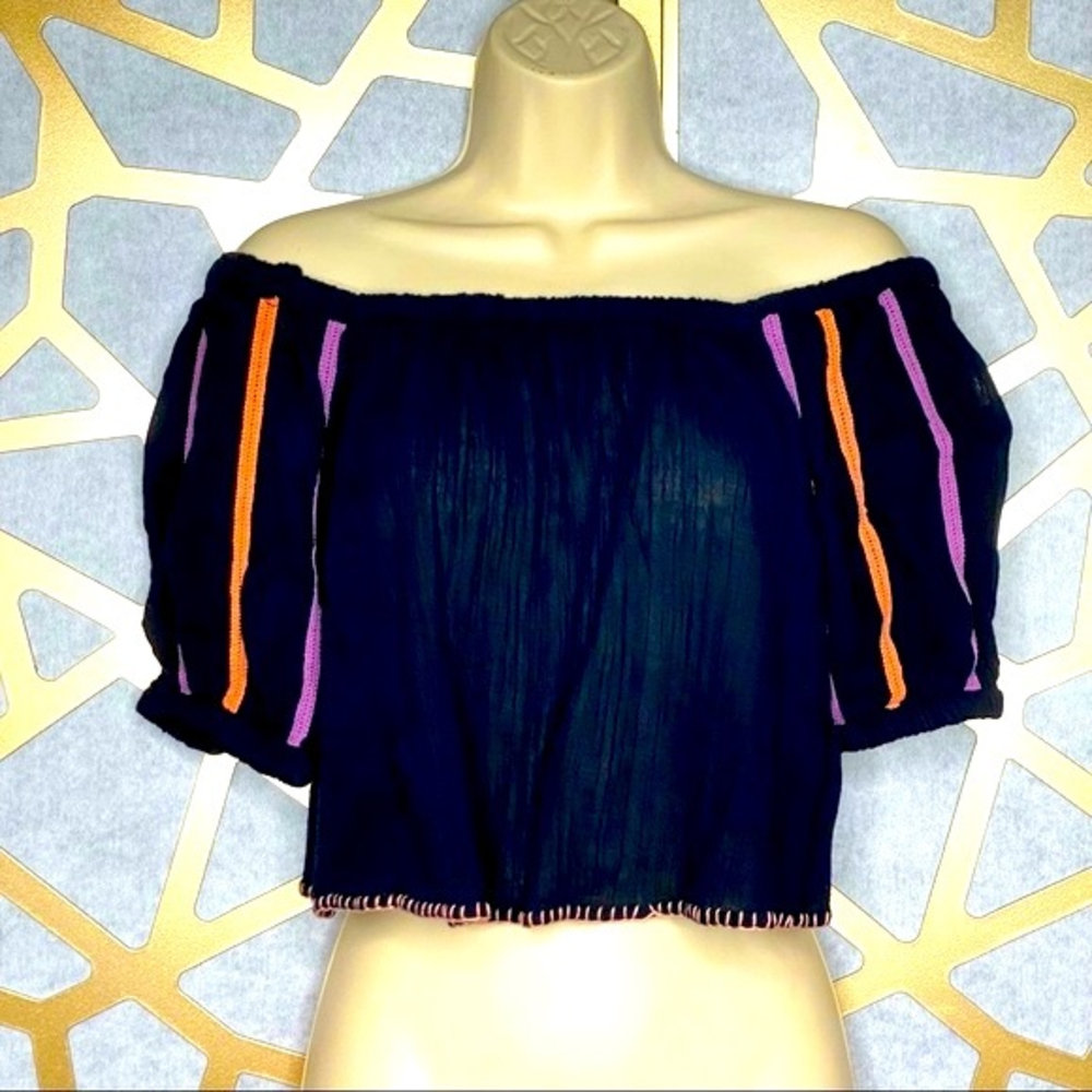 UO Off the shoulders Flowy‎ Top